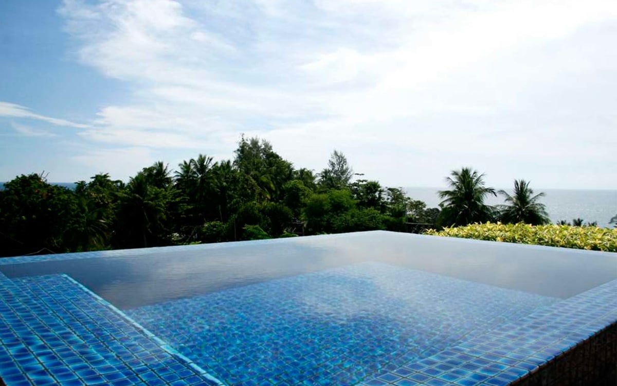 Seaview Kata Gardens Phuket Penthouse with Private Rooftop (4C)