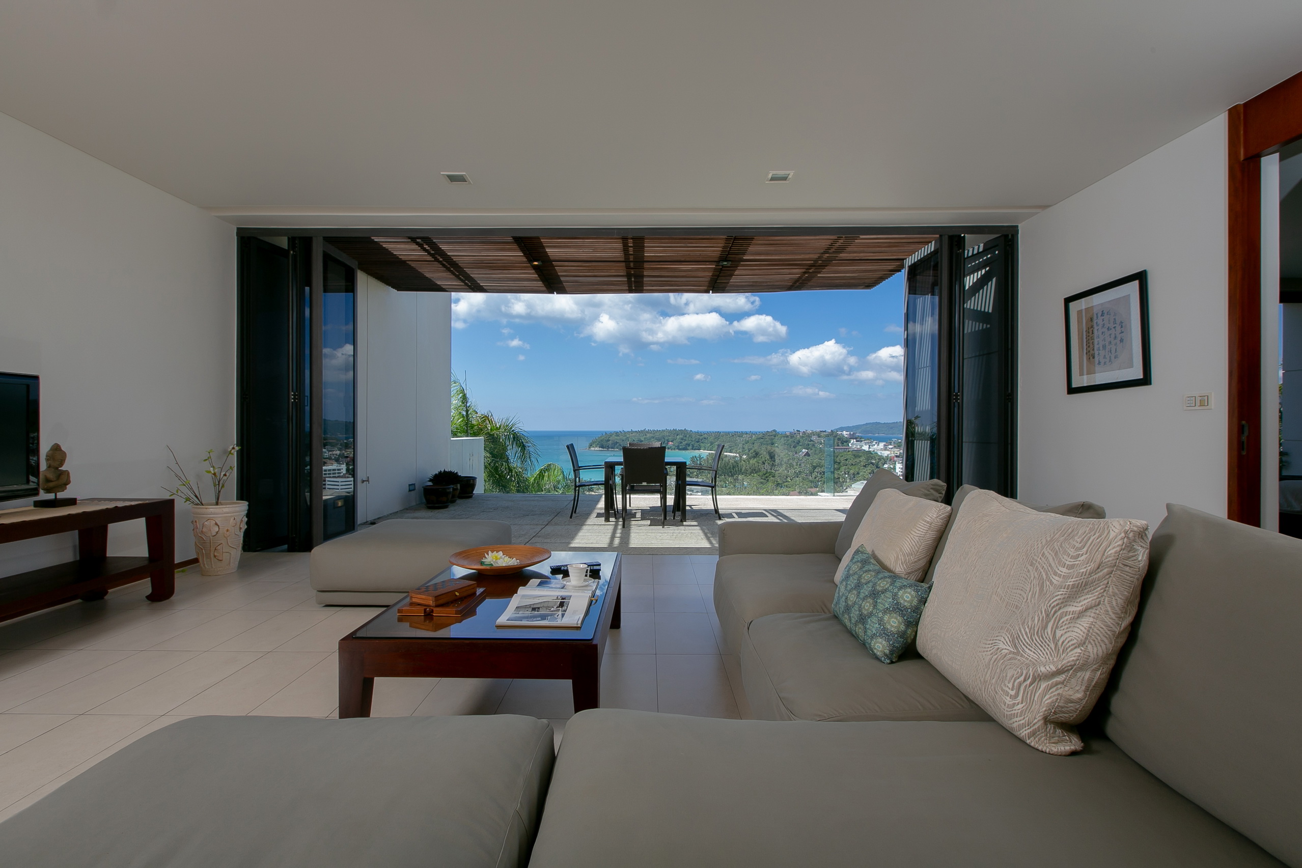 The Heights Kata Luxury Ocean View 2Bedroom B21