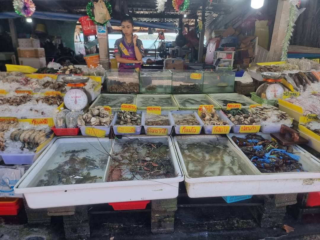 Discover Rawai Seafood Market